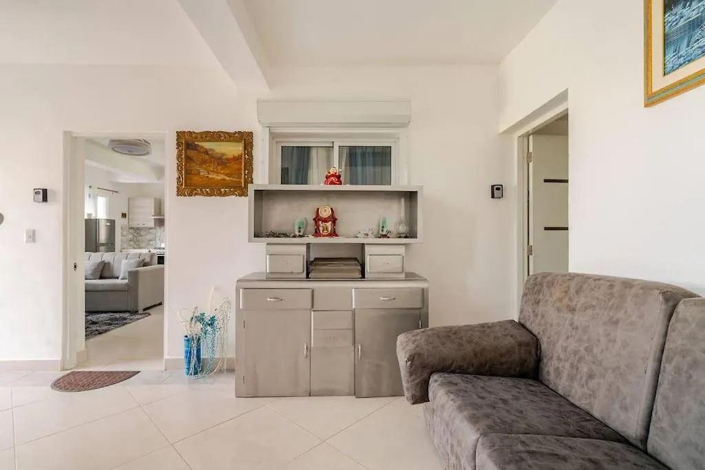 Villa Vintage. Boca Chica Apartment
